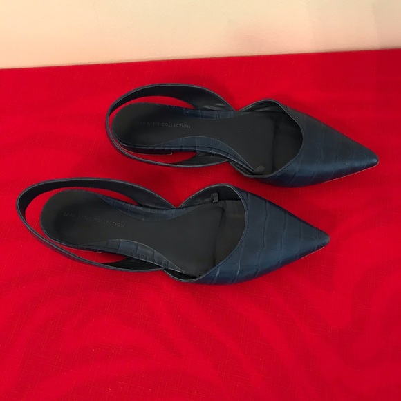 ZARA Faux Blue Exotic Leather Slingback Flats - Picture 3 of 4